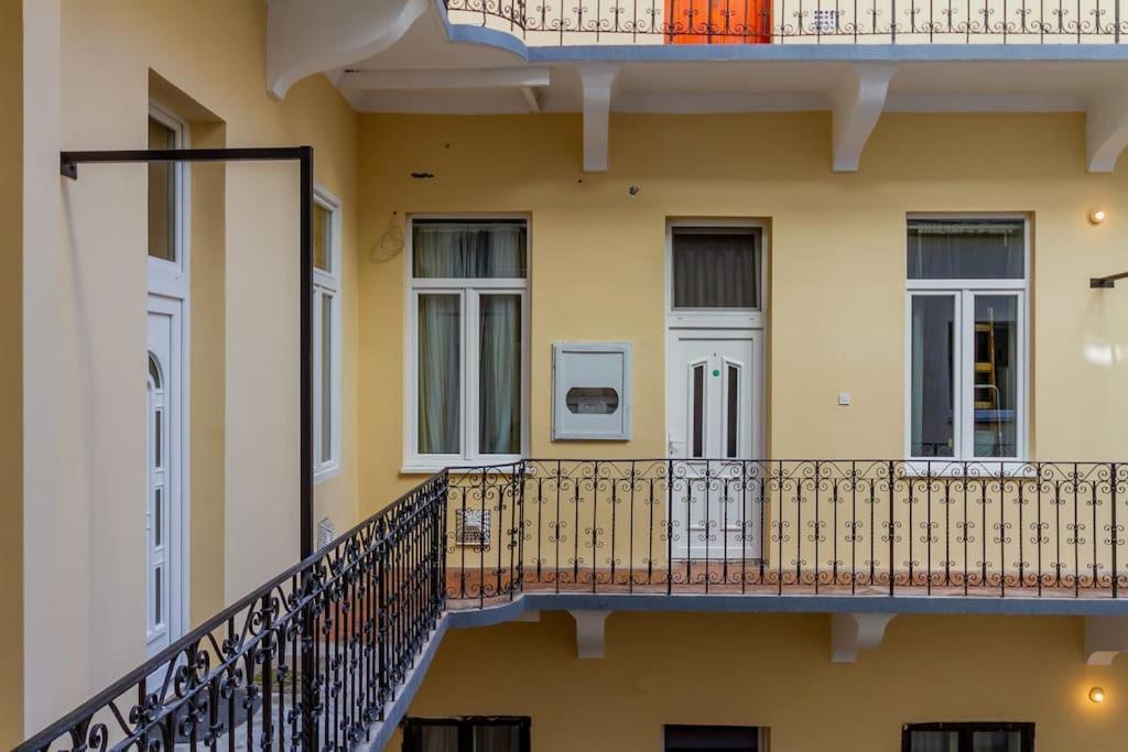 Apartmento Albero Di Acacia By Nw Budapest Eksteriør billede